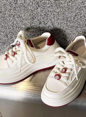 巨日厚软底中跟板鞋2025春新款小白鞋2611188软牛皮系带女休闲鞋