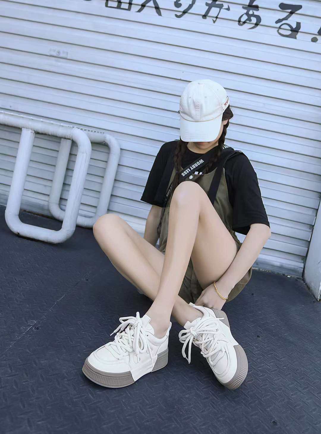 巨日真皮厚底中跟小白鞋女鞋2024春新款2511260圆头双鞋带休闲鞋,女鞋,时尚休闲鞋,淘宝优惠券,粉丝福利购,淘宝优惠卷