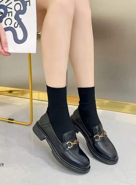 浦发女鞋2023春季新小皮鞋17019低跟圆头哑光软皮中口金属扣单鞋