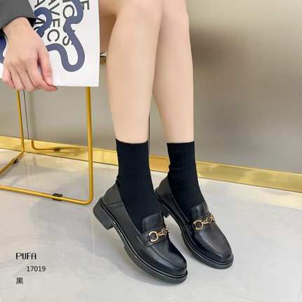 浦发女鞋2023春季新小皮鞋17019低跟圆头哑光软皮中口金属扣单鞋