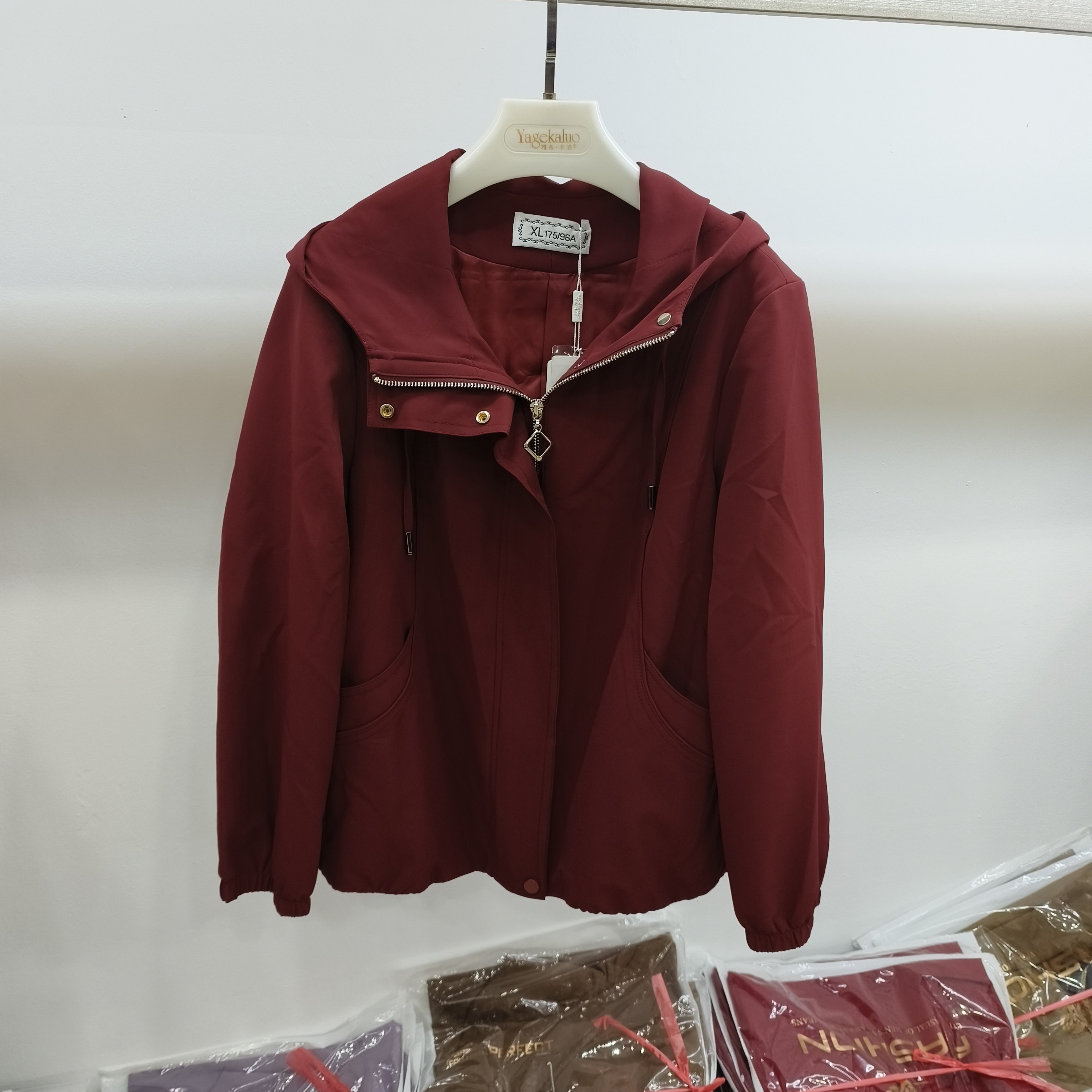 高品质26806休闲连帽秋季外套