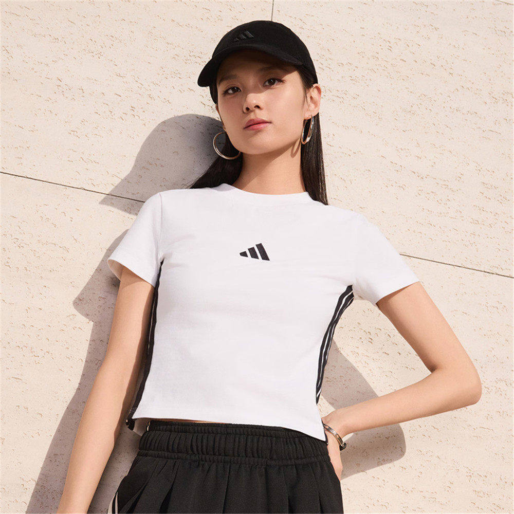 Adidas阿迪达斯女装2026新款运动休闲修身短款圆领短袖T恤JE1239