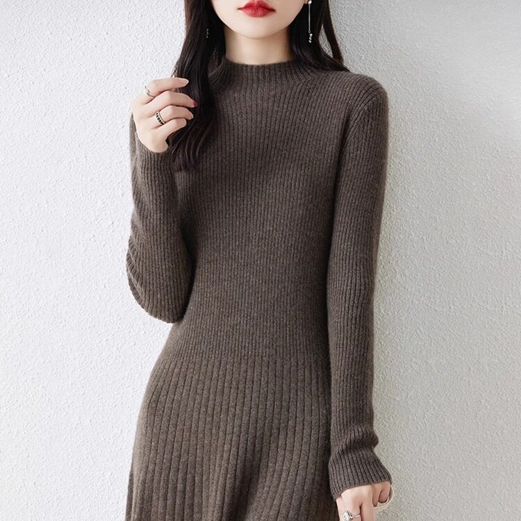 半高领贴身连衣裙女修身2025秋冬款针织长裙显瘦过膝超长毛衣裙