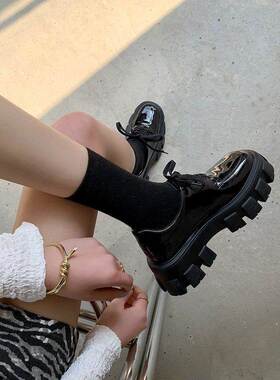 香港刘雯同款松糕小皮鞋增高女2025春季新款英伦风真漆皮乐福单鞋