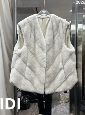 欧洲站2026冬季新款轻奢V领进口水貂毛马甲女保暖皮草背心6102