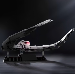 现货小颗粒MOC太空堡垒卡拉狄加赛昂突袭机拼装积木益智模型摆件