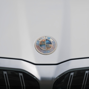 宝马BMW车标珐琅彩前标7系5系3系1系X1X3X5X6前后标引擎盖车标志