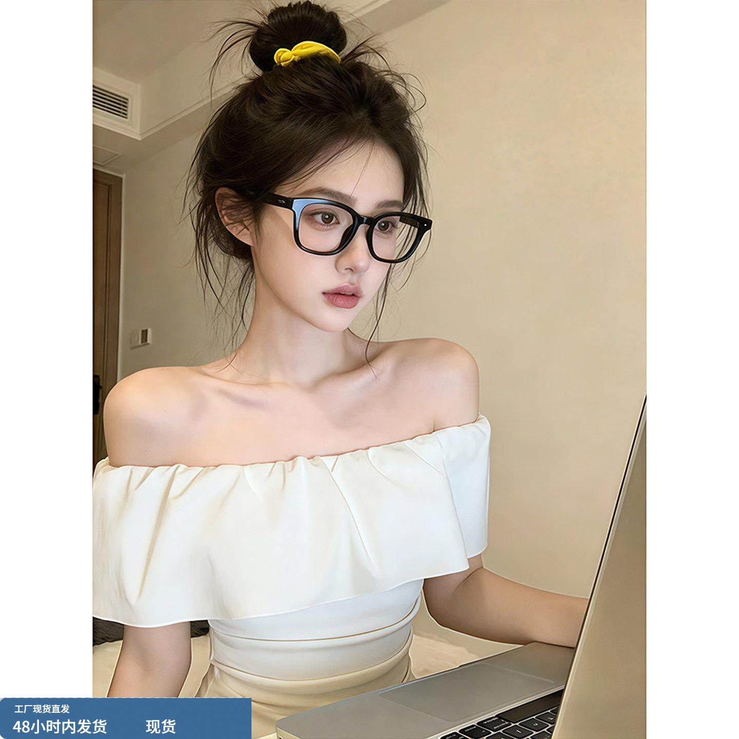 辣妹露肩一字肩白色短袖T恤女夏季修身紧身显瘦独特漂亮掐腰上衣