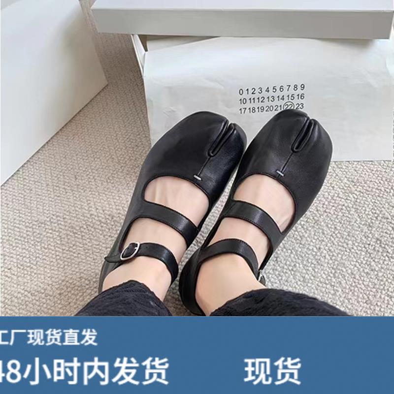葡萄妈同款秋季新款一字扣带猪蹄分趾鞋玛丽珍女鞋真陂平底单鞋图片