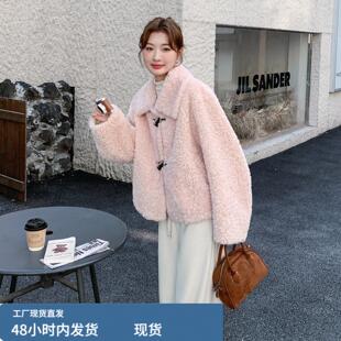 粉色奶fufu温柔风仿羊羔毛外套女2025冬季新款加厚短款牛角扣上衣