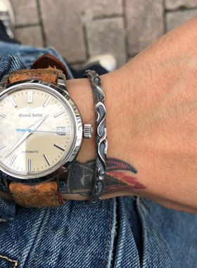 熔岩做旧立体火焰图腾复古手镯