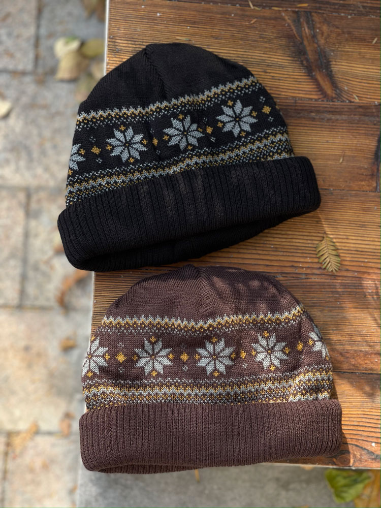 高弹力可翻折雪花图案复古冷帽