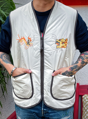 KRIFF MAYER 龙头虎头西越南图刺绣抓绒双面穿户外衍缝马甲背心
