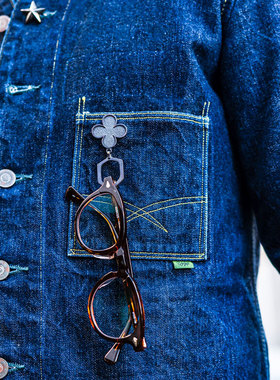 Geruga x Jango联名幸运四叶草造型熔岩黄铜做旧眼镜挂环胸针