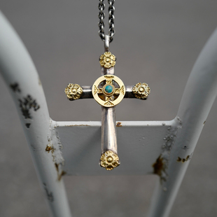 Dear 日本手作18K金蔷薇花全金飞轮松石十字架 Blossom店主自用款