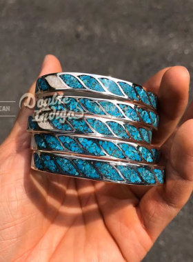 天然松石粉末复古银制手镯