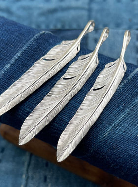 日本手打限量圆月弯刀型立体羽毛