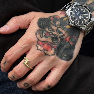 光岚 冷兵器美学 日本18K金全金不规则敲打熔岩面印第安箭头戒指