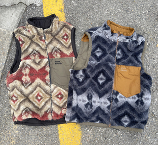 Navajo 正反两面穿 风印第安图腾摇粒绒户外马甲背心 Mayer Kriff