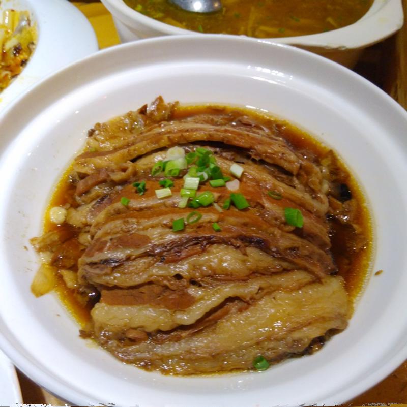 【清真】牛肉条，选自上好牛肋条，肥瘦相间，慢火炖制，软烂入味