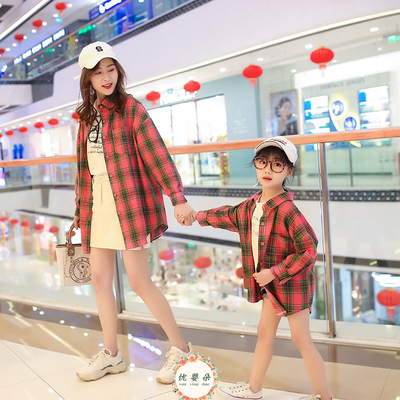 2021春秋季新款韩版亲子装格子衬衫男女童上衣妈妈装成人衬衣母女在类目 女装/女士精品, 衬衫中 - 来自Buy2taobao.com提供专业的淘宝代购服务