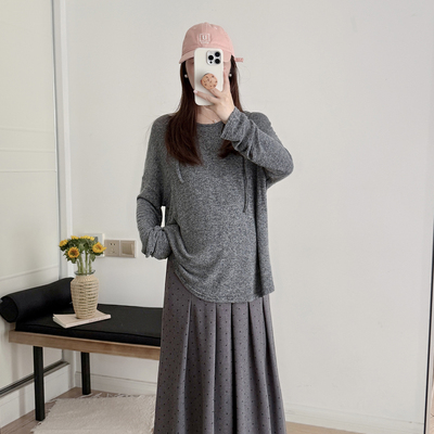 简育宽松孕妇针织上衣