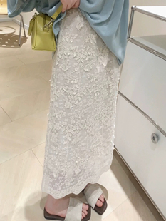 今年流行爆款 直筒裙子 现货小亮片钩花蕾丝半身裙女夏2026新款