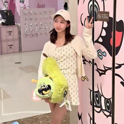 AIMEEWQ25新款小怪兽修身T恤