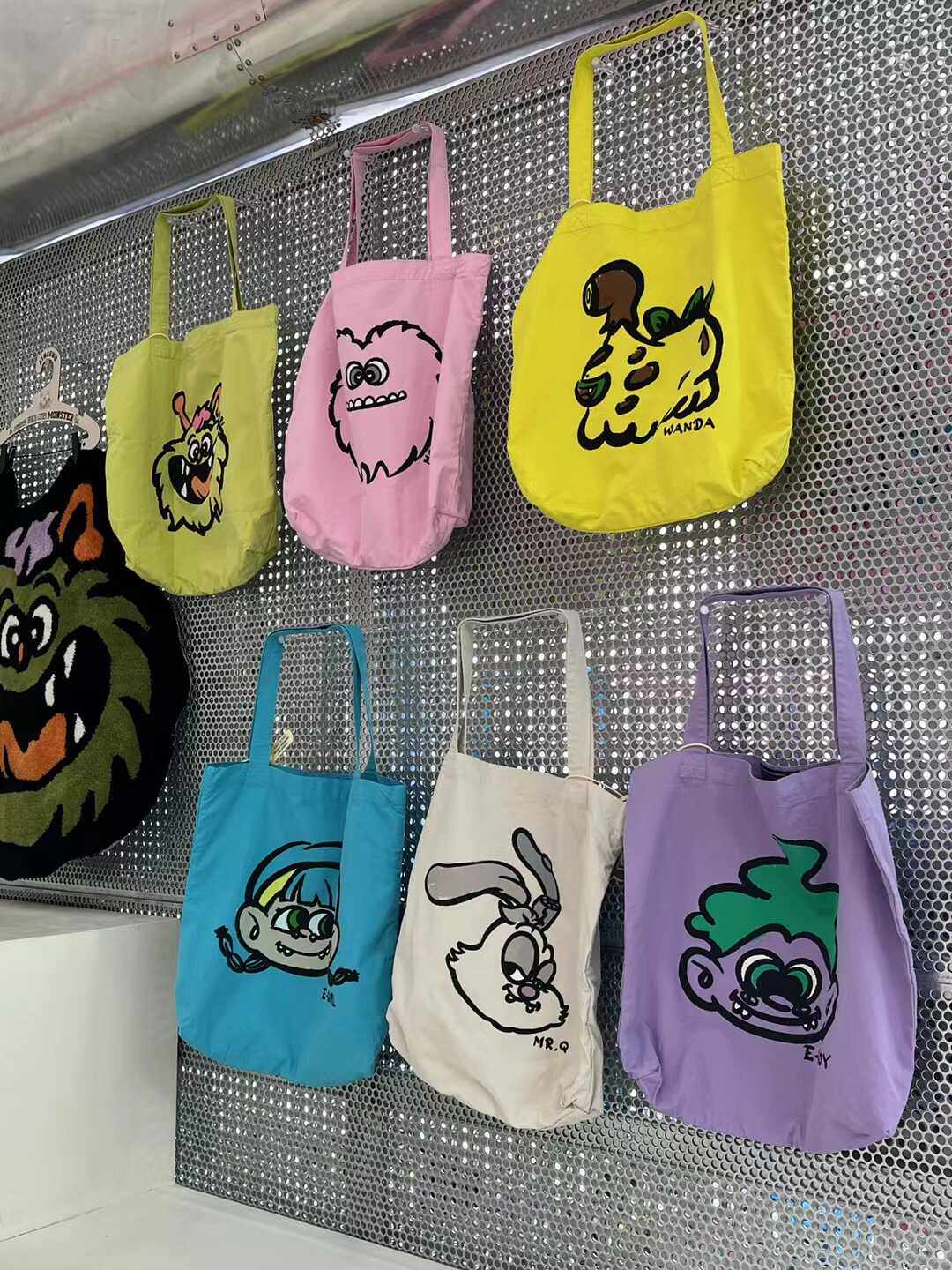 aimeewq小怪兽ip系列六色纯棉大容量韩系单肩包帆布包黄色6825