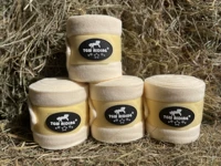 Светло-желтого