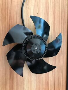 B30 W2D160 24W 11主轴电机风扇7126RT S02全新台产400V EA22