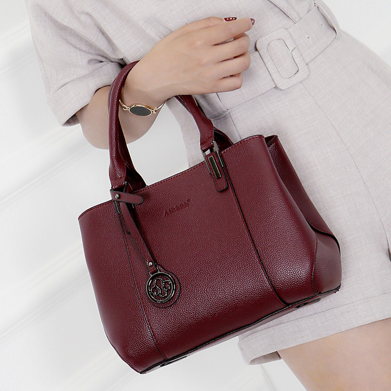 真皮牛皮女包送妈妈