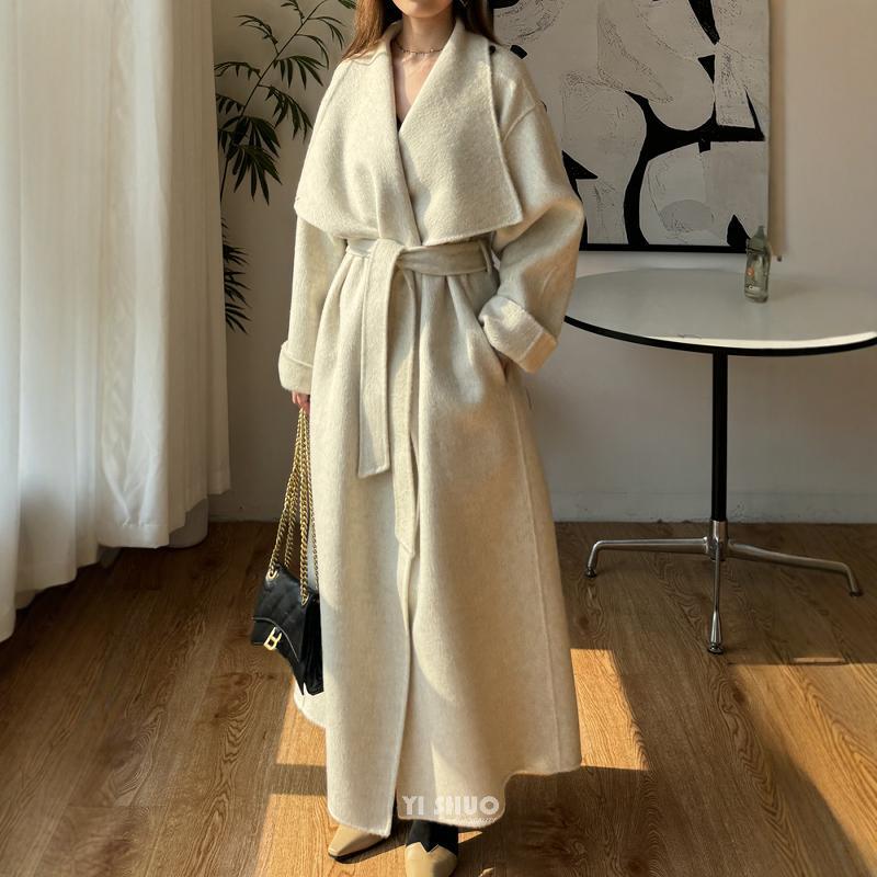 秋冬米白色大翻领双面羊毛大衣