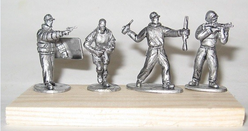 1/72树脂白模兵人城市民兵4人组.型号：UM7203