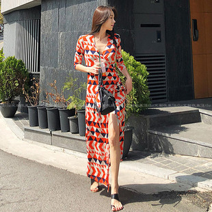 波西米亚沙滩裙女夏2021新款 气质复古V领连衣裙碎花D家裹身裙长裙