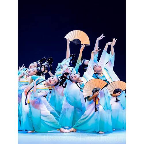 高档六一儿童醉春风舞蹈出童古典服飘逸中国风女演秧歌女扇子舞表