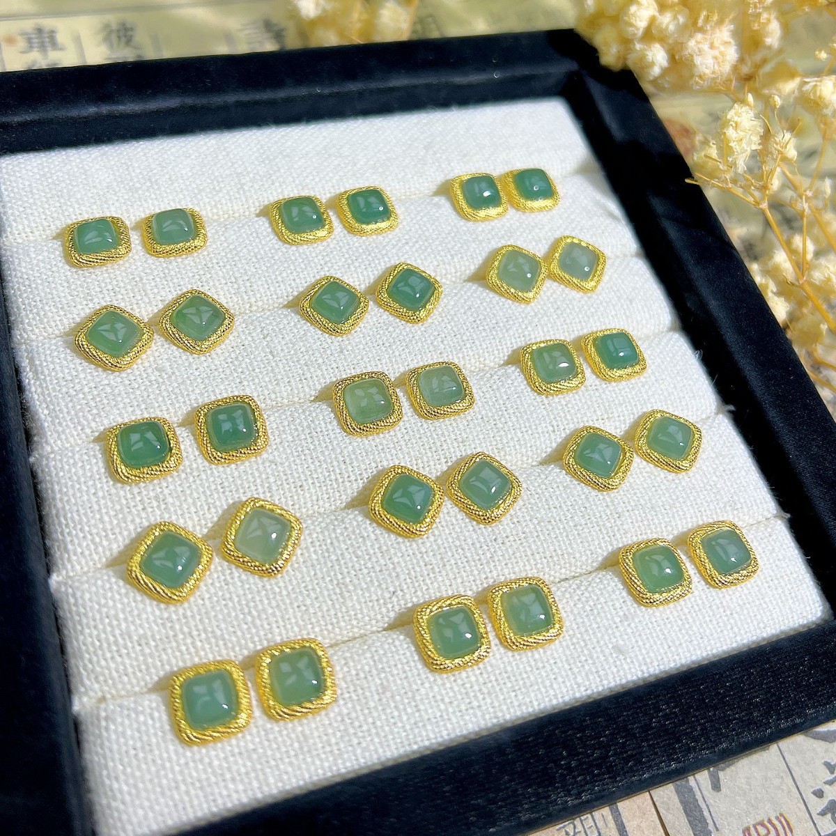 新中式复古轻奢天然蓝水翡翠高贵气质女金色耳钉旗袍套装时尚耳饰