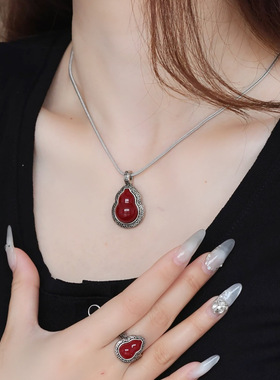 复古唐草纹葫芦吊坠女新中式国风小众高级感百搭毛衣链古风饰品