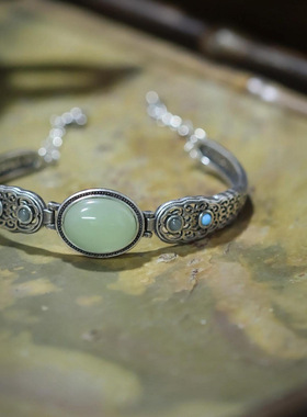 复古镂空蛋面手镯女新中式国风仿和田玉开口手环年轻款送妈妈手链