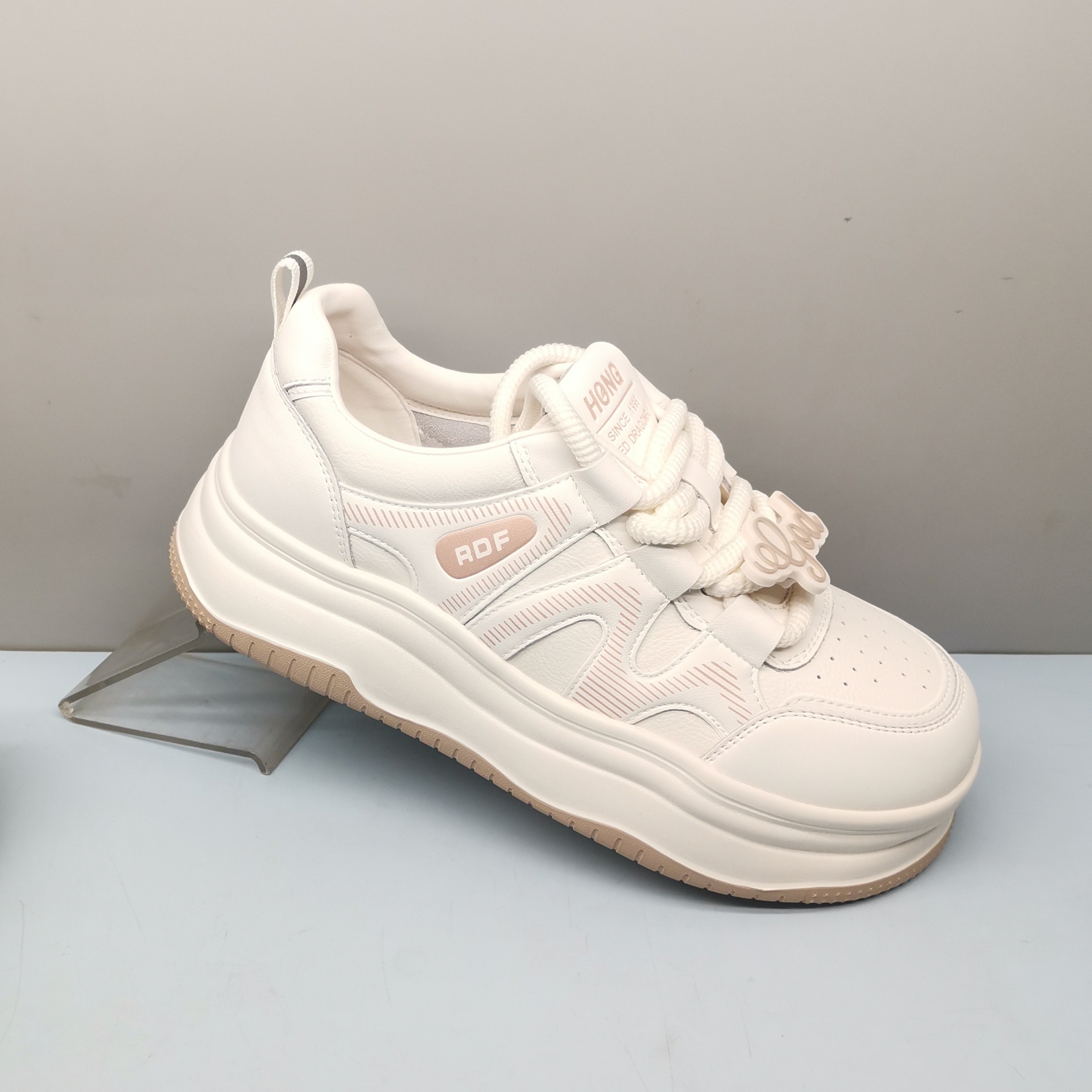 红蜻蜓小白鞋女秋季新款BQ62560011运动休闲厚底增高板鞋女单鞋子