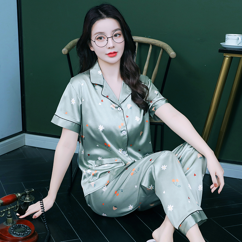 褐瞳女冰丝宽松甜美可外穿家居服