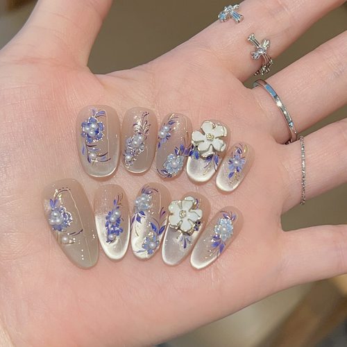 新中式国风手工穿戴甲青花瓷雕花立体2025新款气质清冷感美甲显白