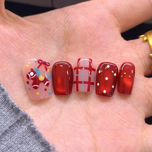 新年战甲手工穿戴甲糖栗马卡波点红格纹猫眼可爱小马驹高级感美甲