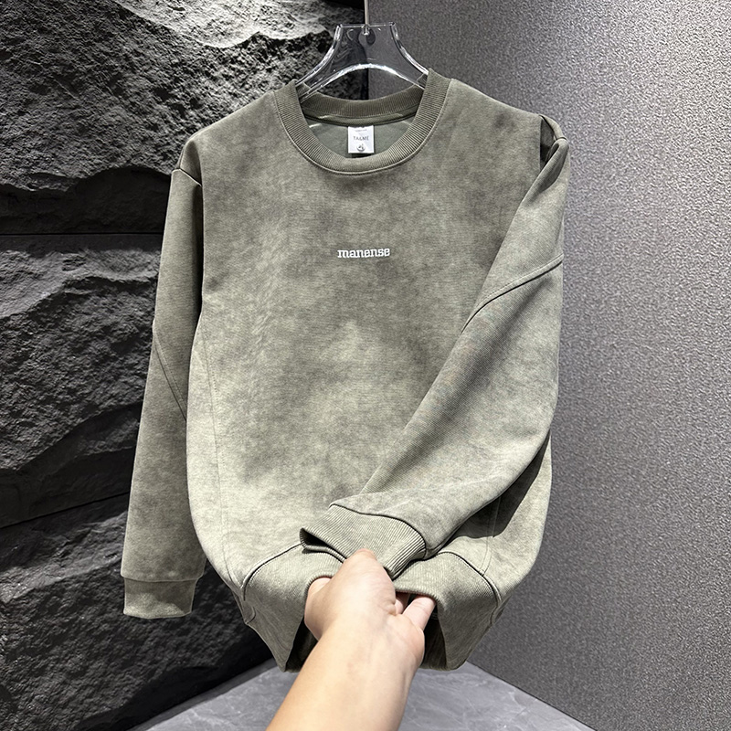 休闲风字母印花圆领卫衣晕染设计