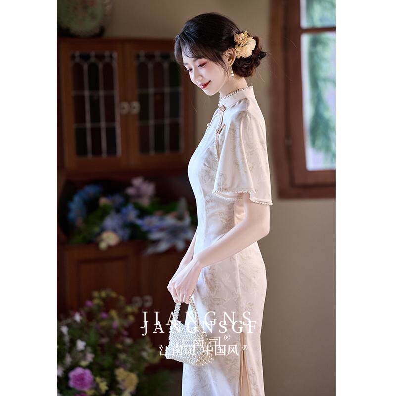 江南司造丨新中式年轻款少女旗袍2025春夏订婚礼服日常可穿连衣裙