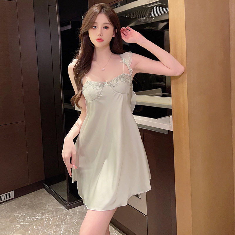 品牌折扣正品女装断码清仓特价不能退换带胸垫吊带睡裙女夏季性感
