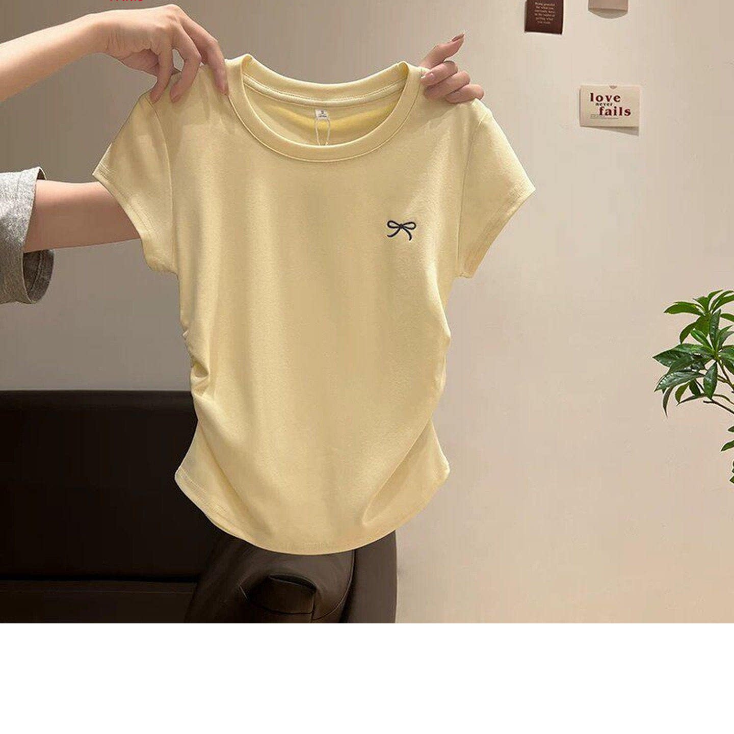 品牌折扣正品女装断码清仓特价不能退换奶黄色圆领短袖T恤女夏季