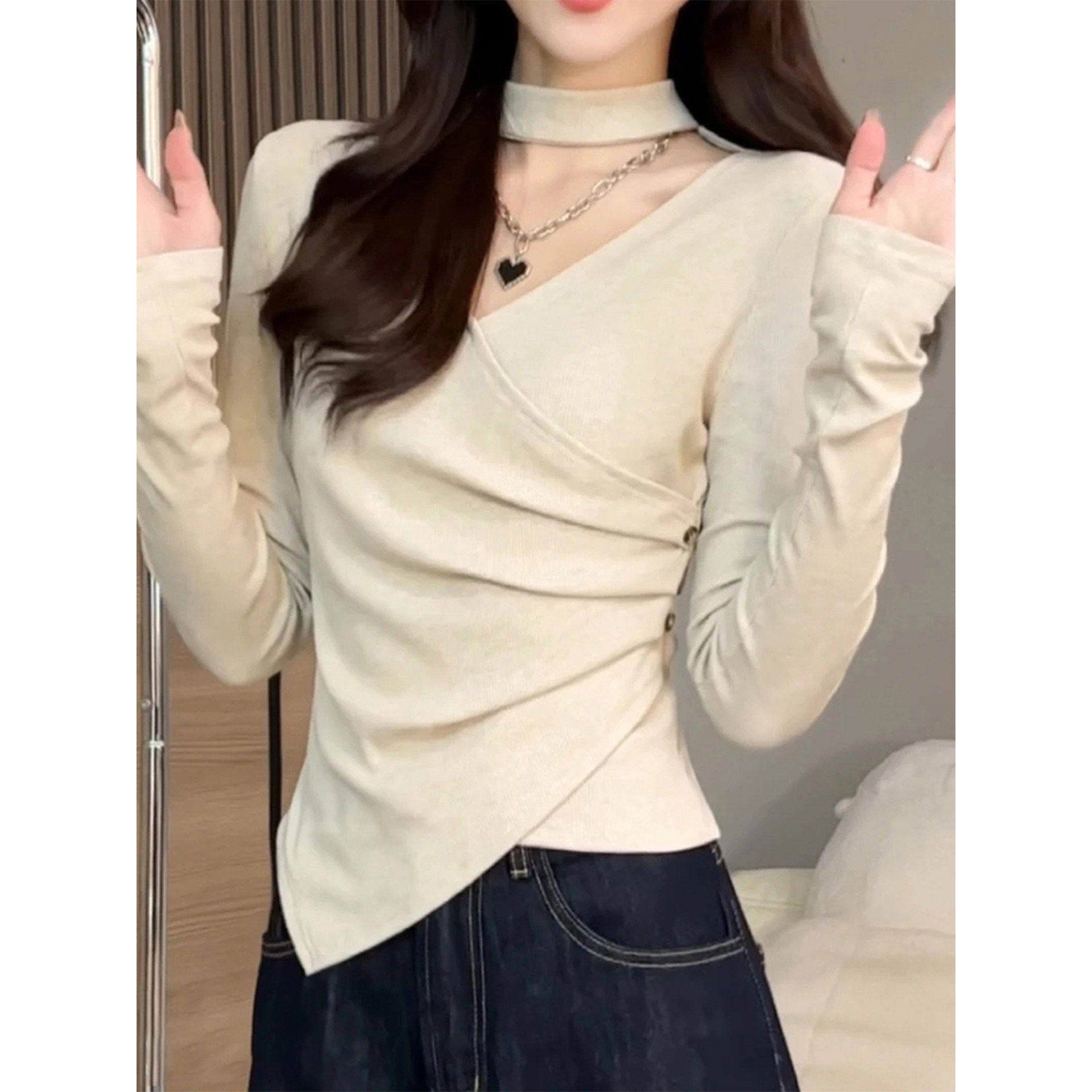 品牌折扣正品女装断码清仓特价不能退换韩系V领挂脖打底衫女秋冬