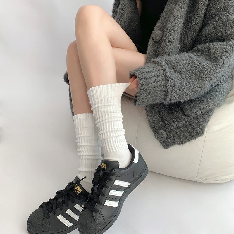 夜间教习室粗线袜子女白色堆堆袜