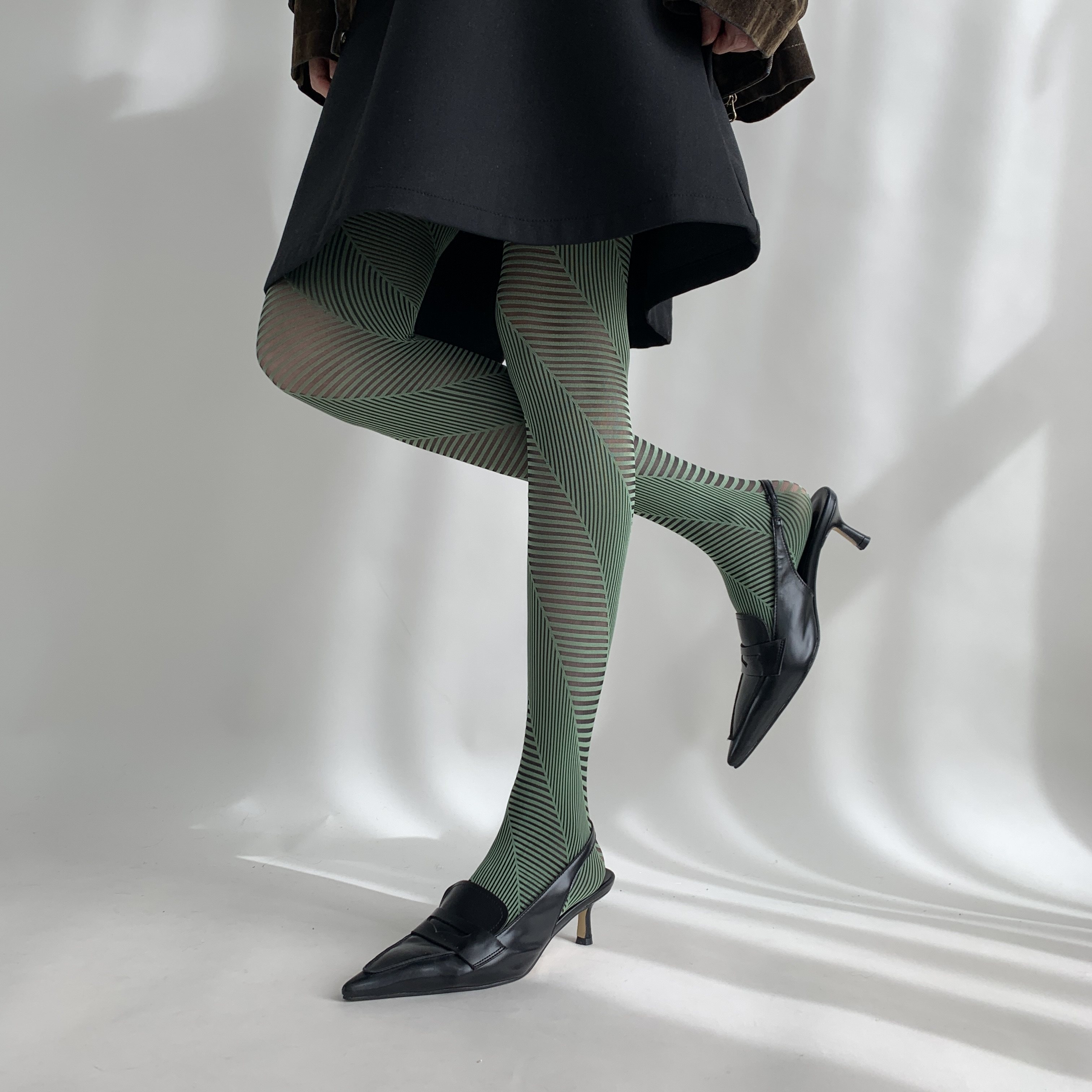 夜间教习室连裤袜女春秋款复古斜条纹外穿袜子个性百搭螺纹打底裤,女士内衣/男士内衣/家居服,连裤袜/打底袜,淘宝优惠券,粉丝福利购,淘宝优惠卷